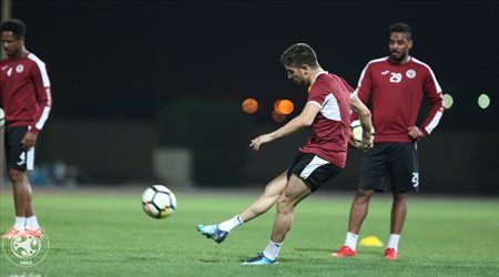تقنية الفيديو في تدريبات الفيصلي قبل موقعة الهلال تقنية الفيديو في تدريبات الفيصلي قبل موقعة الهلال