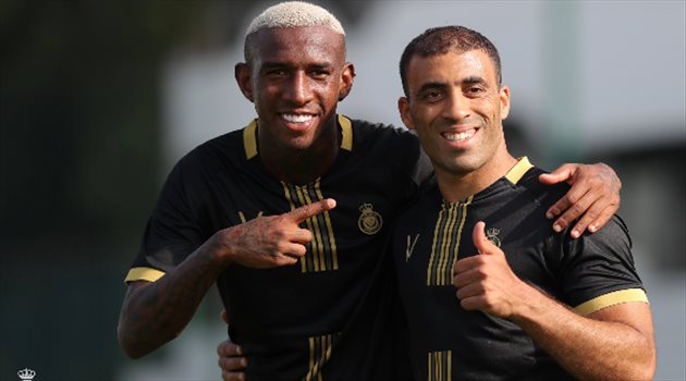 عبد الرزاق حمد الله وتاليسكا في معسكر النصر عبد الرزاق حمد الله وتاليسكا في معسكر النصر